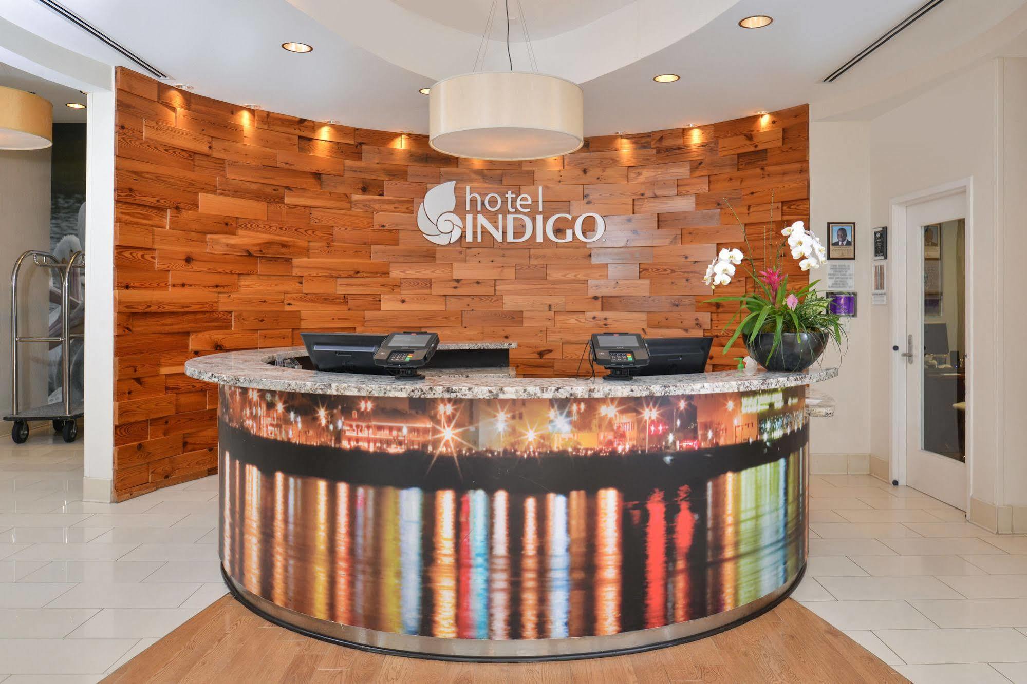 Hotel Indigo Baton Rouge Downtown, An Ihg Hotel Exterior photo